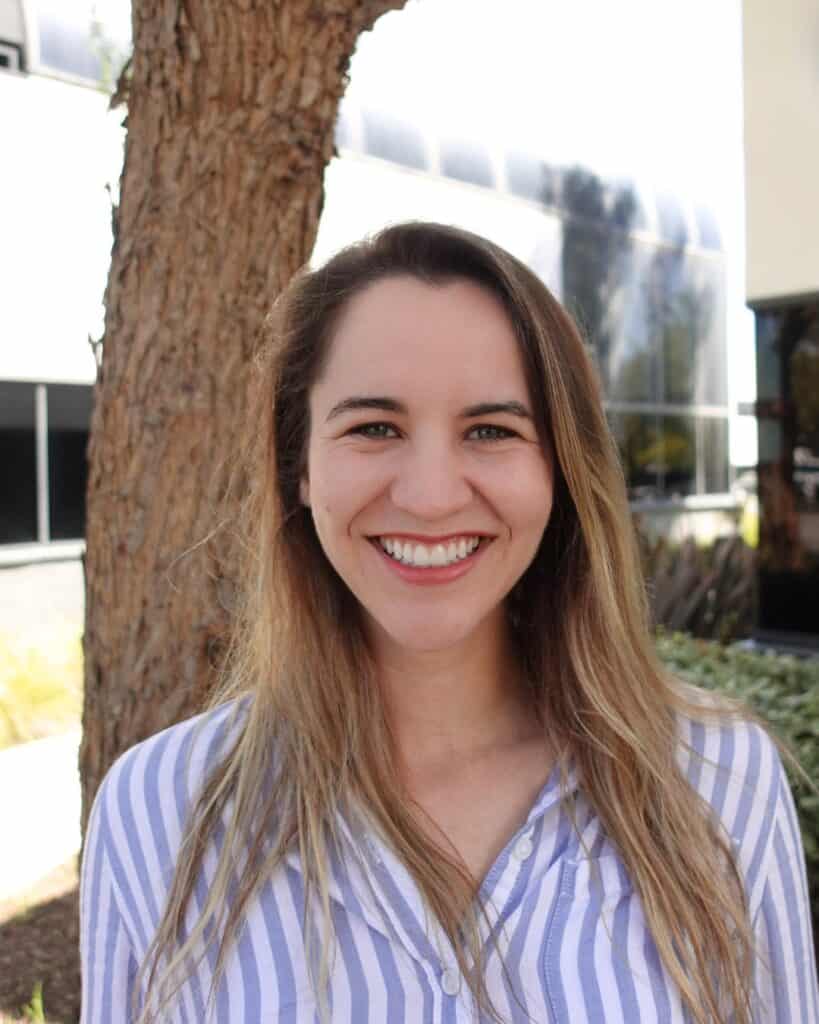Nicole Sarradet AMFT Los Angeles Outpatient Center Nicole sarradet amft los angeles outpatient center